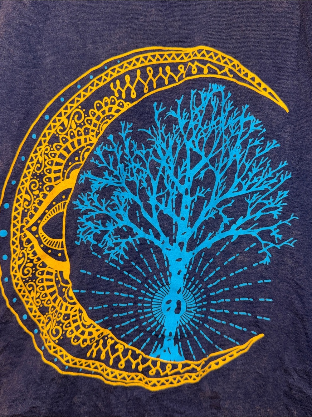 Earthbound Trading Company Moon Tree cropped t-shirt M - Picture 4 of 7